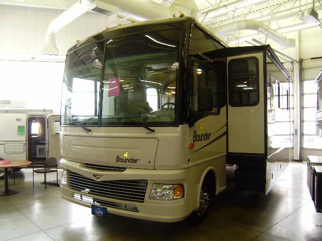 Used 2007 Fleetwood Bounder 32W Class A - Gas For Sale
